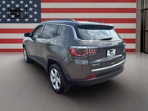 Used 2019 Jeep Compass Latitude AWD/4WD image 6