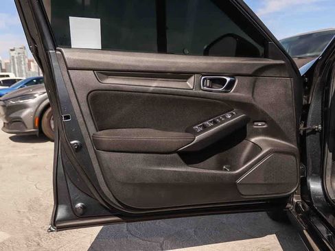 Used 2025 Honda Civic Sport image 22