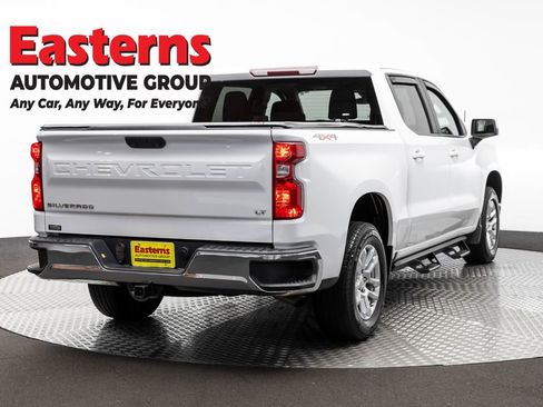 Used 2023 Chevrolet Silverado 1500 LT AWD/4WD image 5