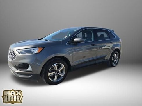 Used 2023 Ford Edge SEL image 4