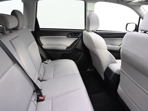 Used 2017 Subaru Forester 2.5i Premium AWD/4WD image 17