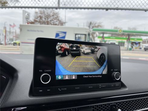 Used 2022 Honda Civic Sport image 32