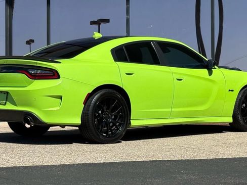 Used 2023 Dodge Charger R/T w/ Blacktop Package image 14