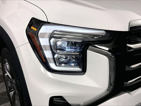 Used 2026 GMC Terrain Elevation w/ Elevation Premium Package FWD image 27