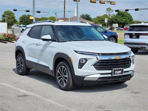 New 2026 Chevrolet TrailBlazer LT image 3