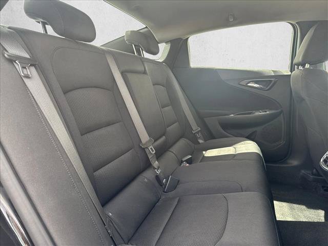 Used 2025 Chevrolet Malibu LT FWD image 17
