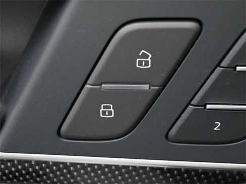 Used 2024 Audi SQ5 Premium Plus image 14