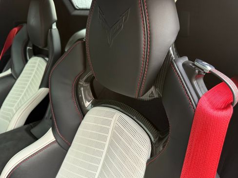 Used 2023 Chevrolet Corvette Stingray Premium Conv w/ Z51 Performance Package image 22