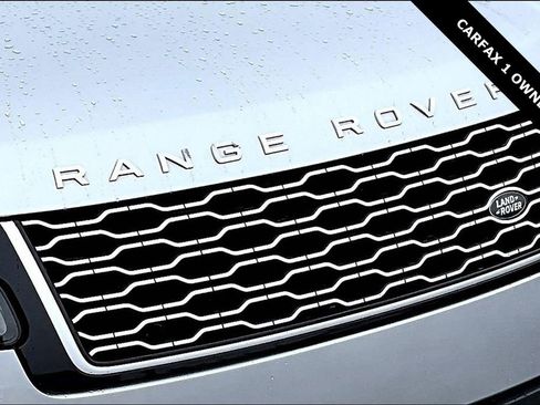 Used 2019 Land Rover Range Rover HSE image 32