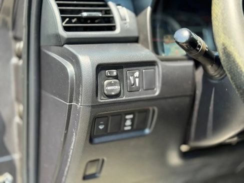 Used 2017 Toyota 4Runner SR5 Premium AWD/4WD image 11