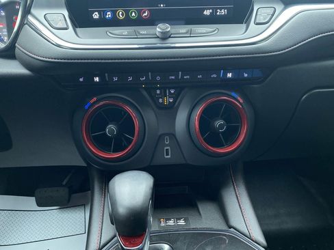 Used 2023 Chevrolet Blazer RS image 3