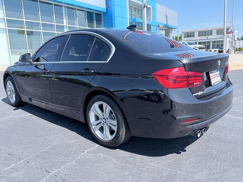Used 2017 BMW 330i Sedan RWD image 7
