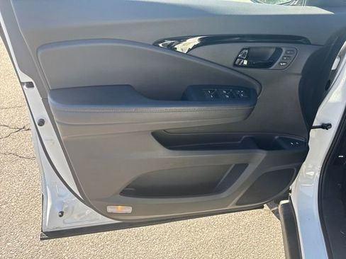 Used 2023 Honda Passport Elite image 15