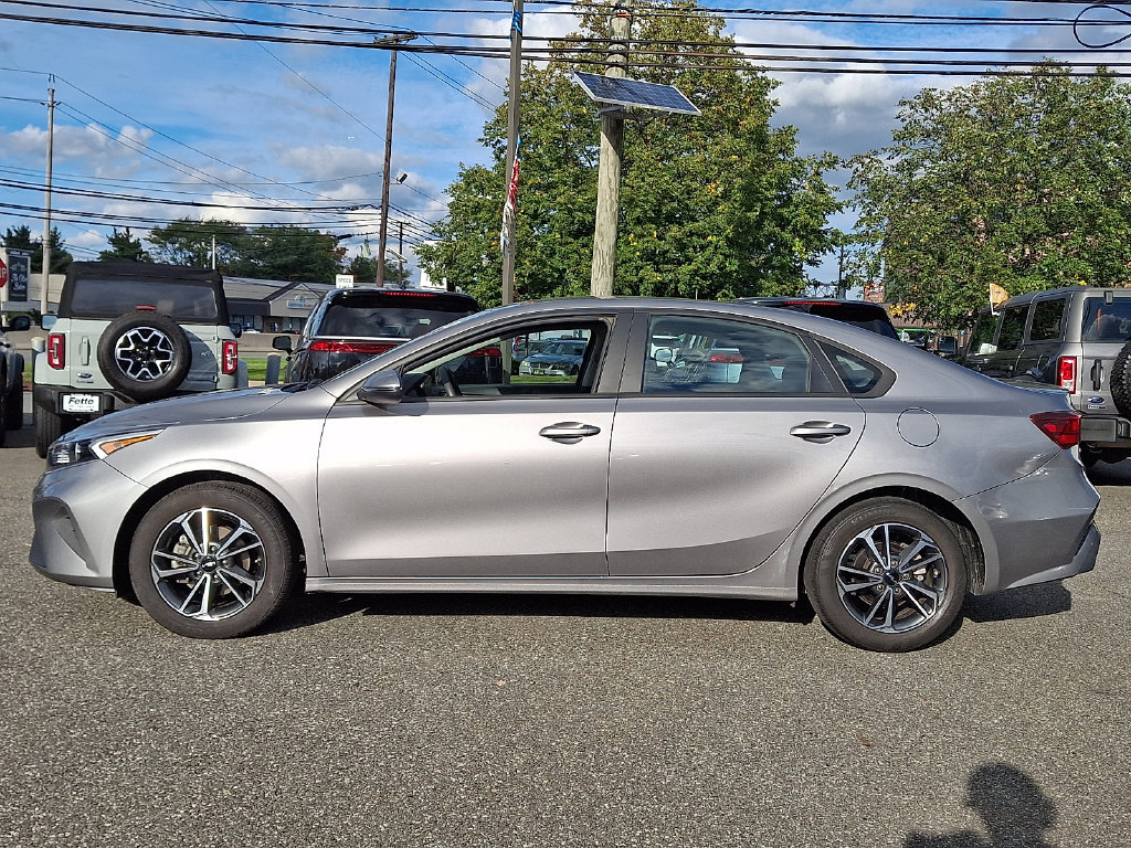 Certified 2023 Kia Forte LXS w/ LXS Technology Package FWD image 9