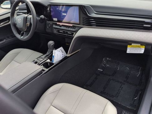 New 2026 Toyota Camry XLE image 30