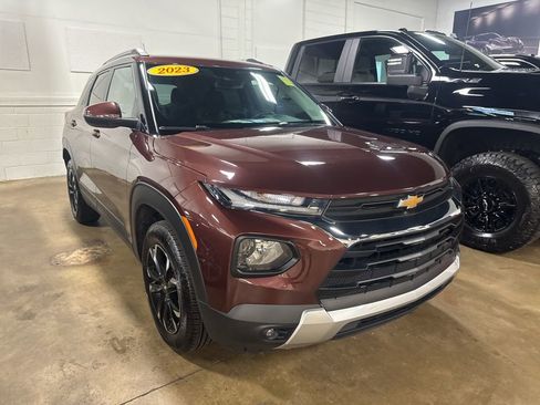 Used 2023 Chevrolet TrailBlazer LT w/ Convenience Package image 4