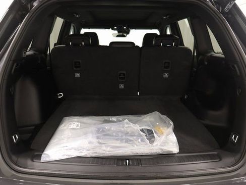 New 2025 Jeep Grand Cherokee Limited image 19