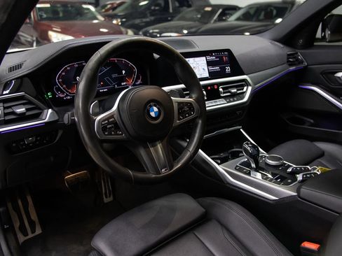 Used 2020 BMW 330i Sedan w/ M Sport Package image 22