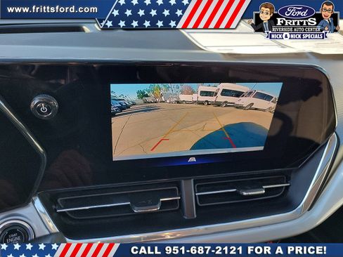 Used 2024 Chevrolet Trax LT w/ Sunroof Package image 10