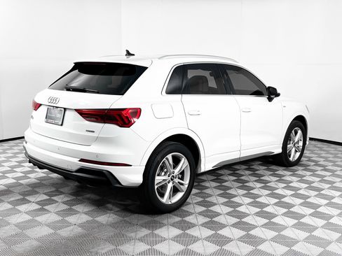 Certified 2024 Audi Q3 2.0T Premium Plus image 7
