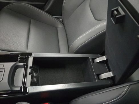 New 2026 Toyota Prius Limited AWD/4WD image 29
