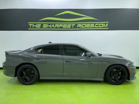 Used 2019 Dodge Charger Scat Pack image 11