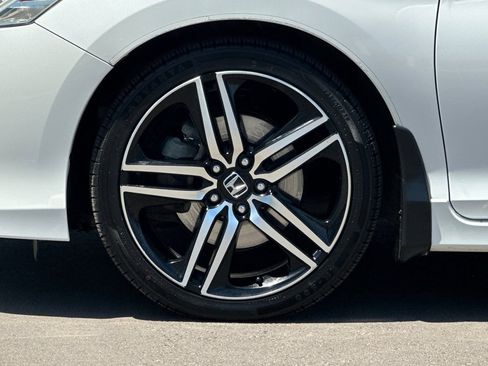 Used 2016 Honda Accord Touring image 35