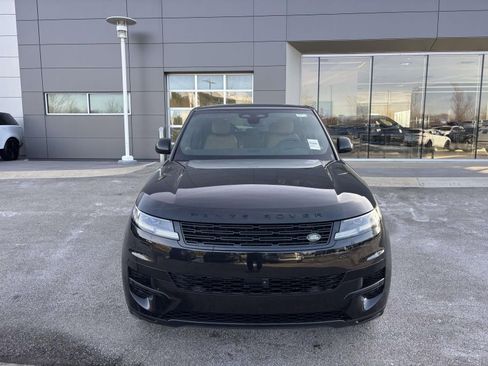 New 2026 Land Rover Range Rover Sport SE AWD/4WD image 2