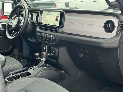 Used 2024 Jeep Wrangler Sport image 22