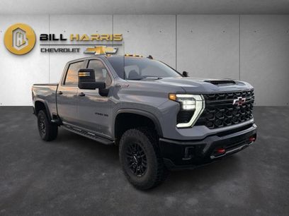 Used 2025 Chevrolet Silverado 2500 ZR2 w/ Technology Package