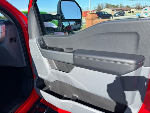 Used 2021 Ford F150 XLT w/ XTR Package image 23