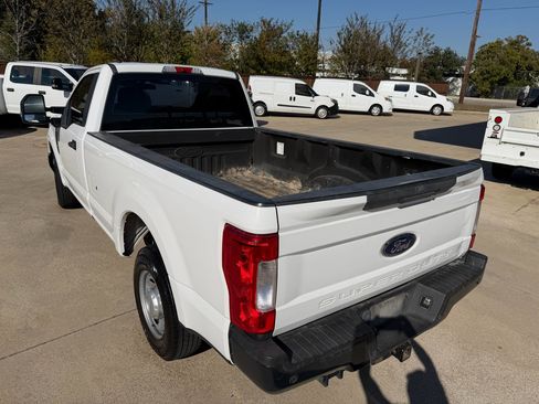 Used 2019 Ford F250 XL w/ Power Equipment Group image 11