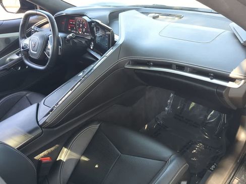 Used 2025 Chevrolet Corvette Stingray Premium Conv w/ 3LT image 15