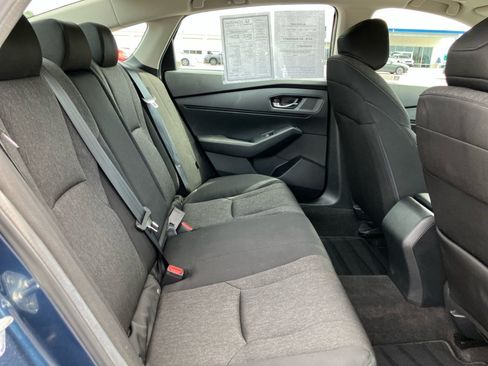 Certified 2024 Honda Accord EX image 33