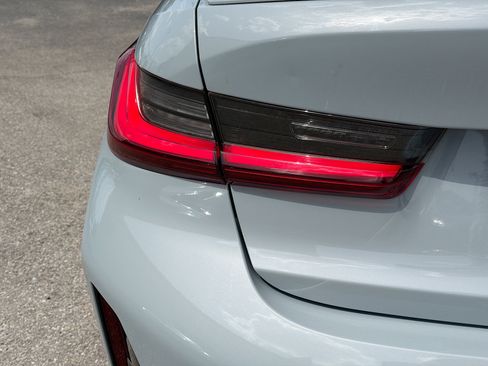 Used 2023 BMW 330i Sedan w/ M Sport Package RWD image 10