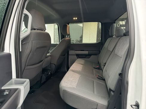 Used 2025 Ford F250 XLT image 4