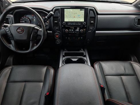 Used 2024 Nissan Titan PRO-4X w/ Pro-4x Convenience Package image 12