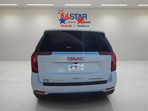 Used 2025 GMC Yukon Elevation w/ LPO, Floor Liner Package image 4