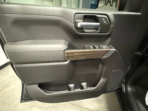 Used 2020 Chevrolet Silverado 1500 RST image 17