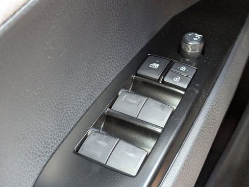 New 2026 Toyota Camry SE w/ Convenience Package FWD image 20