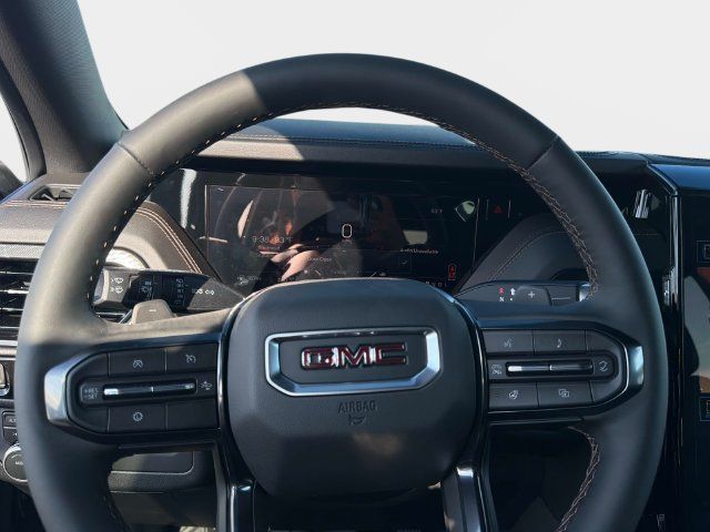 New 2026 GMC Yukon AT4 w/ AT4 Premium Package AWD/4WD image 22