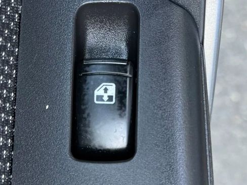 Used 2011 Chevrolet Aveo LT w/ Power and Convenience Package FWD image 22