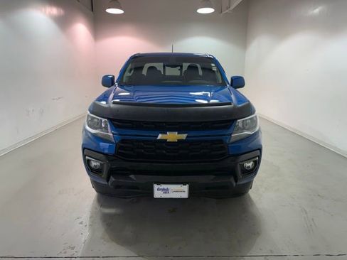 Certified 2022 Chevrolet Colorado LT w/ LT Convenience Package image 2