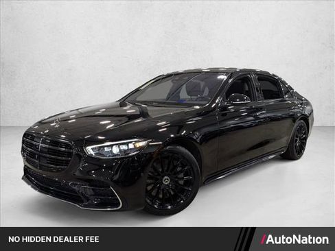 Used 2022 Mercedes-Benz S 500 4MATIC w/ AMG Line Package image 1