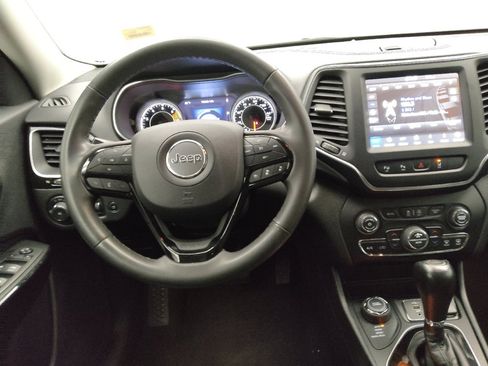 Used 2023 Jeep Cherokee Altitude Lux image 22