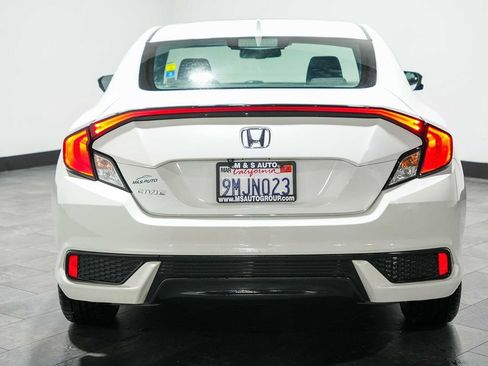 Used 2019 Honda Civic EX image 4