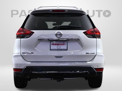 Used 2020 Nissan Rogue SL w/ Premium Package AWD/4WD image 6