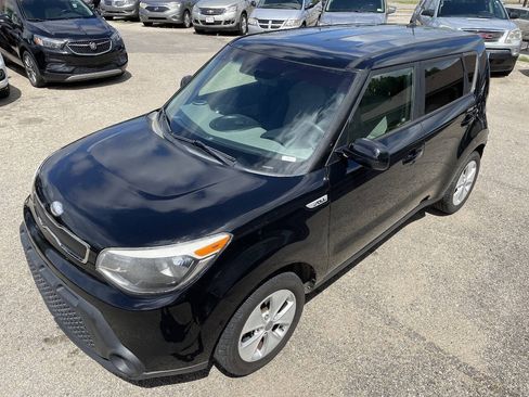 Used 2016 Kia Soul FWD image 11