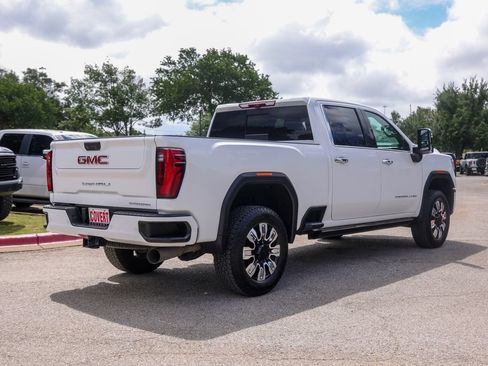 Used 2024 GMC Sierra 3500 Denali w/ Denali Reserve Package AWD/4WD image 1