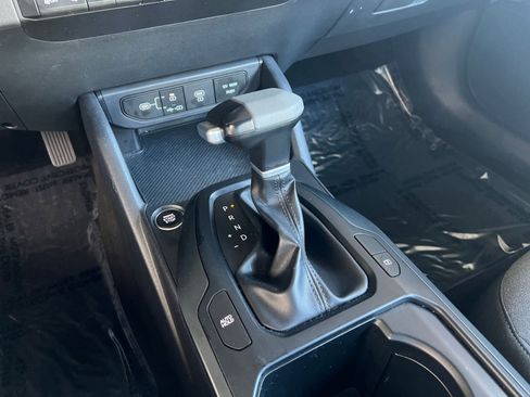 Used 2025 Kia K4 LXS image 41